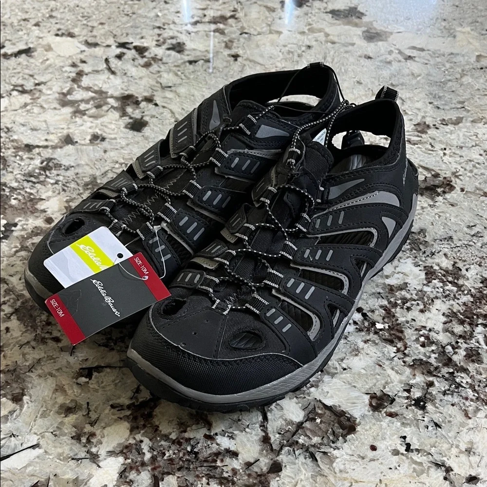Eddie Bauer Black water shoes. Size 10M (runs big) NWT - Picture 1 of 4